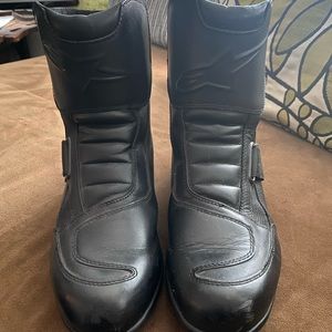 Alpine Stars motorcycle boots women 7.5